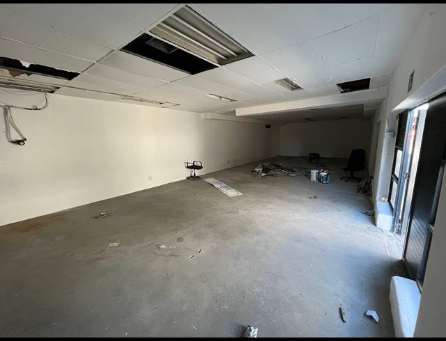 149M² WAREHOUSE TO LET IN PARKLANDS